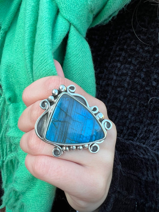 Anillo Rococó Labradorita