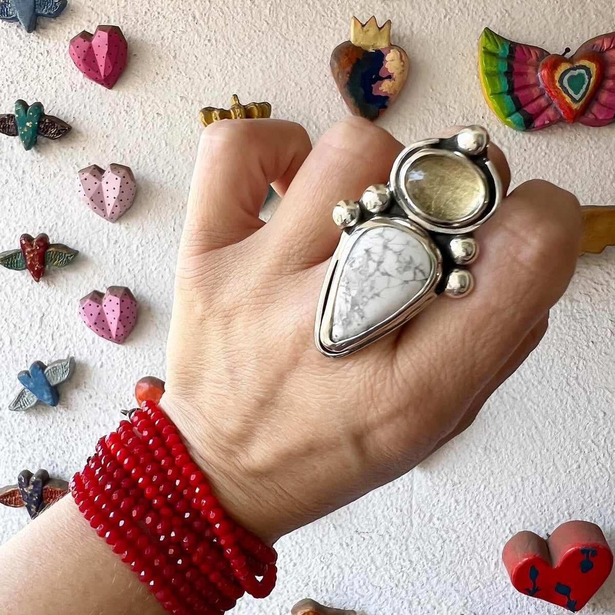 Anillo Mia Howlita y Cuarzo Limón
