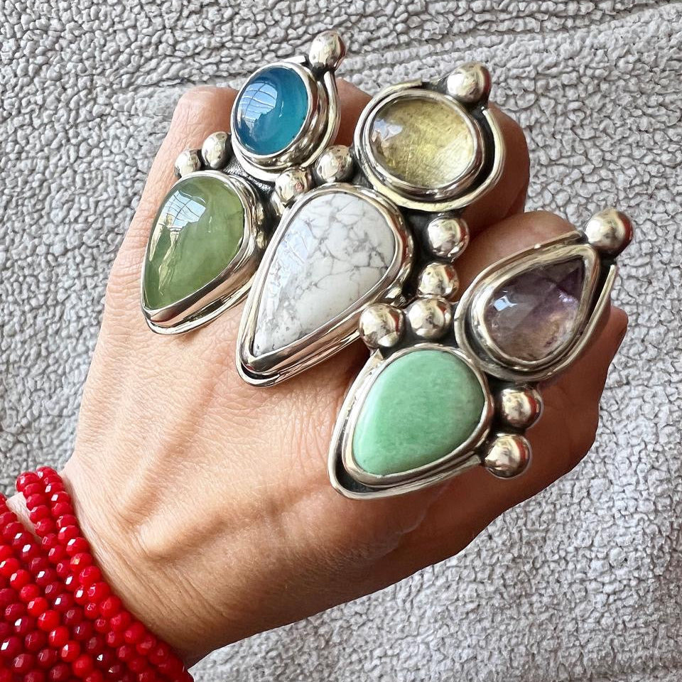 Anillo Mia Prehinita y Calcedonia