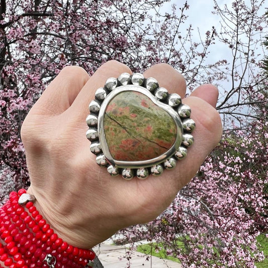Anillo Corazón con tachas