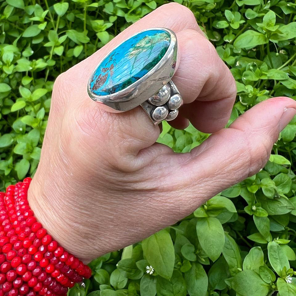 Anillo Crisocola con pelotitas